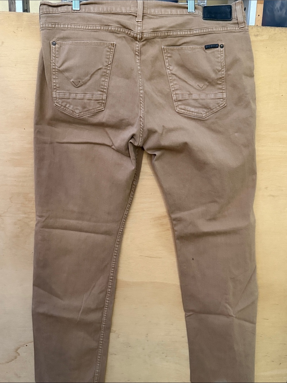 Hudson Men's Tan Beige Casual Pants size 40 98% cotton 2% elastain